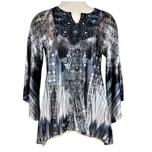 Inlaid-Crochet Bodice, Bell Sleeve, Shark Bite Hem Embellished Medium Petite